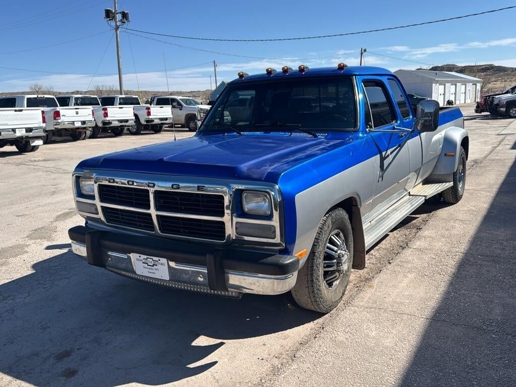 DODGE