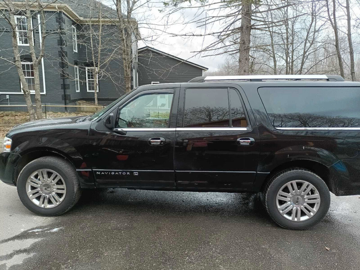 Lincoln Navigator