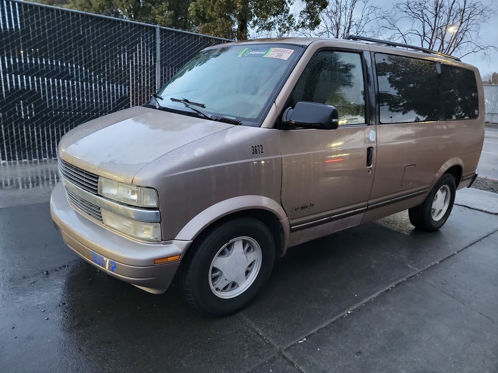 Chevrolet Astro Van