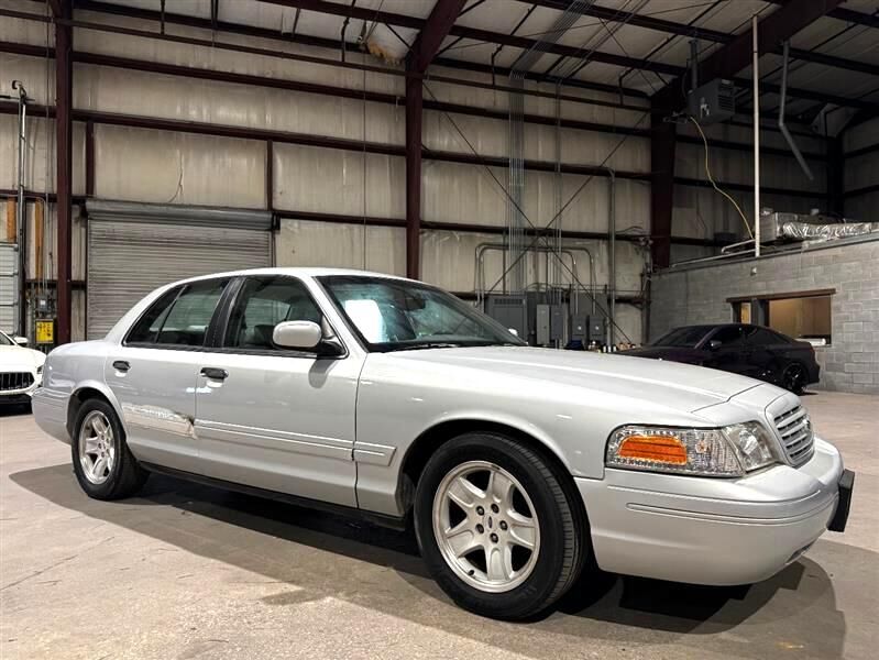 Ford Crown Victoria