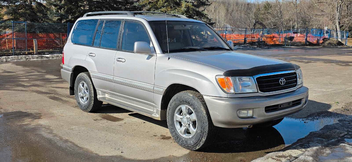 Toyota LAND CRUISER
