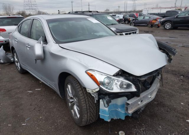 Infiniti M37