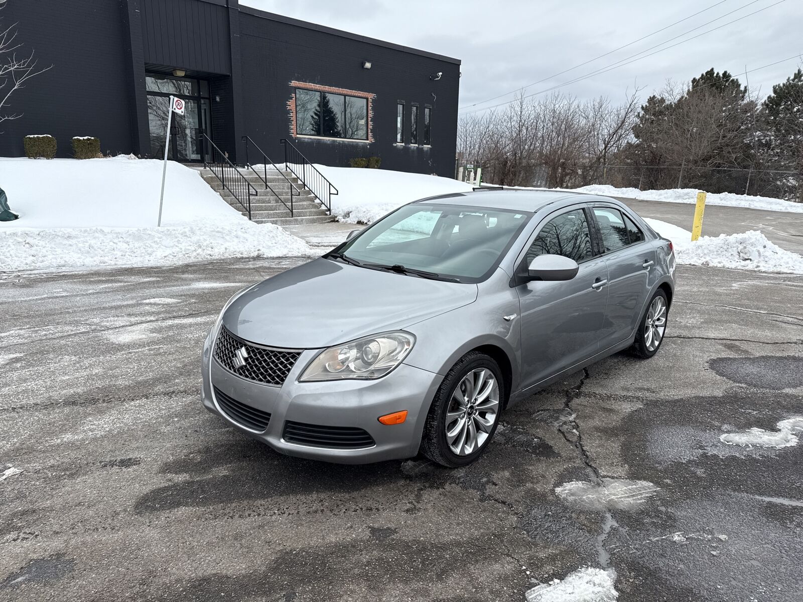 Suzuki Kizashi
