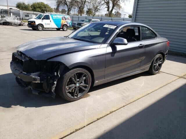 BMW M240i