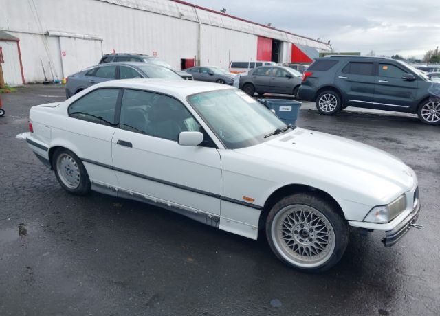 BMW 325iS