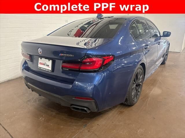 2022 BMW M550i