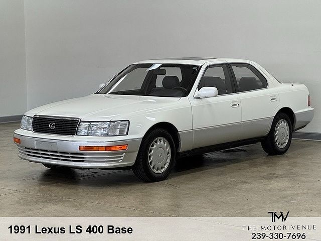 Lexus LS
