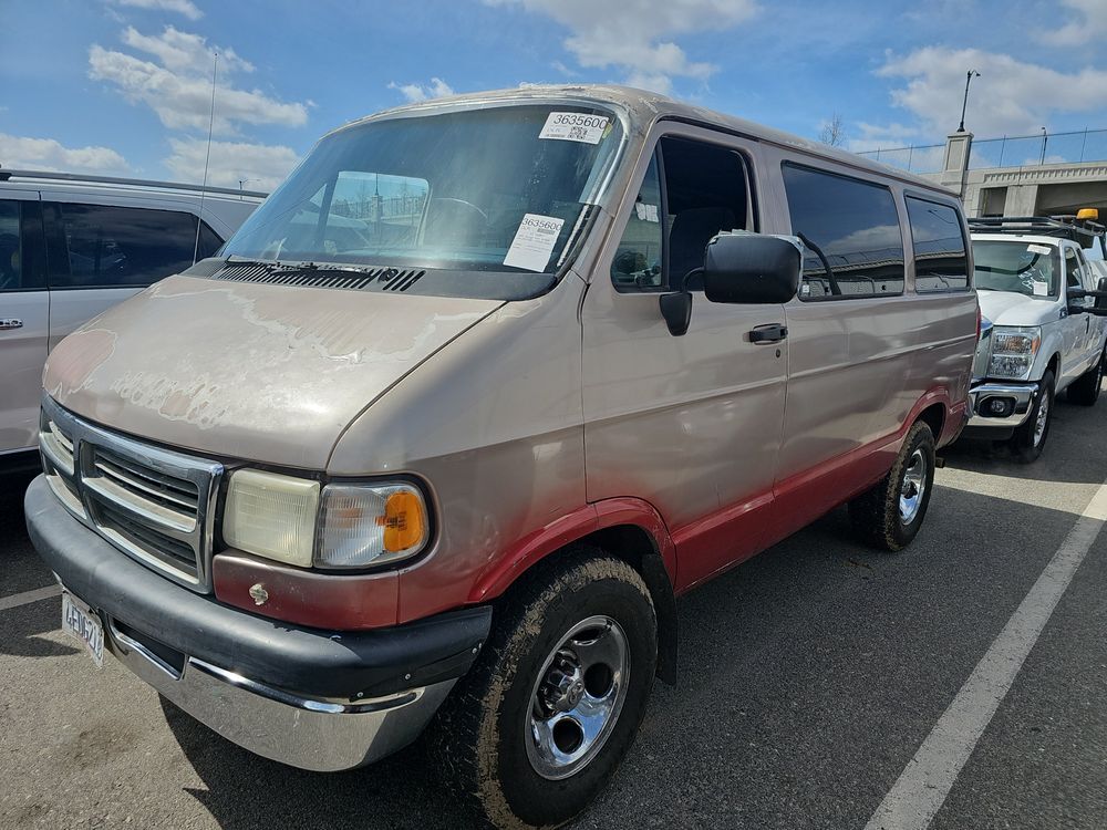 Dodge Ram Van