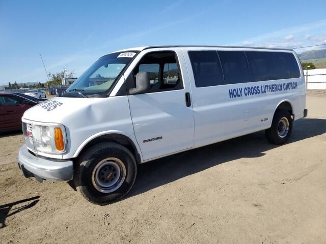 GMC Savana