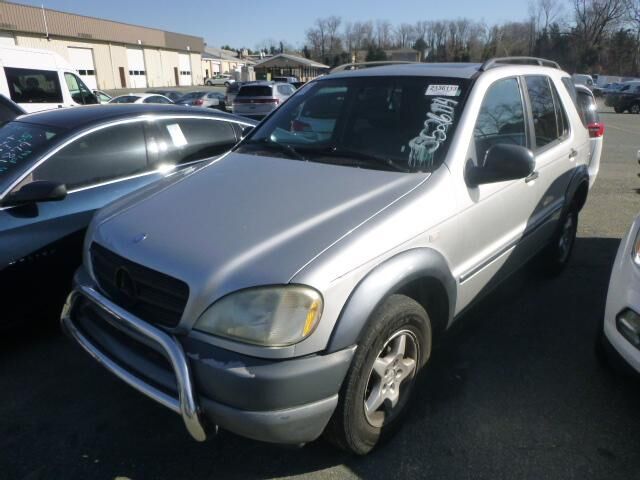 Mercedes-Benz M-Class