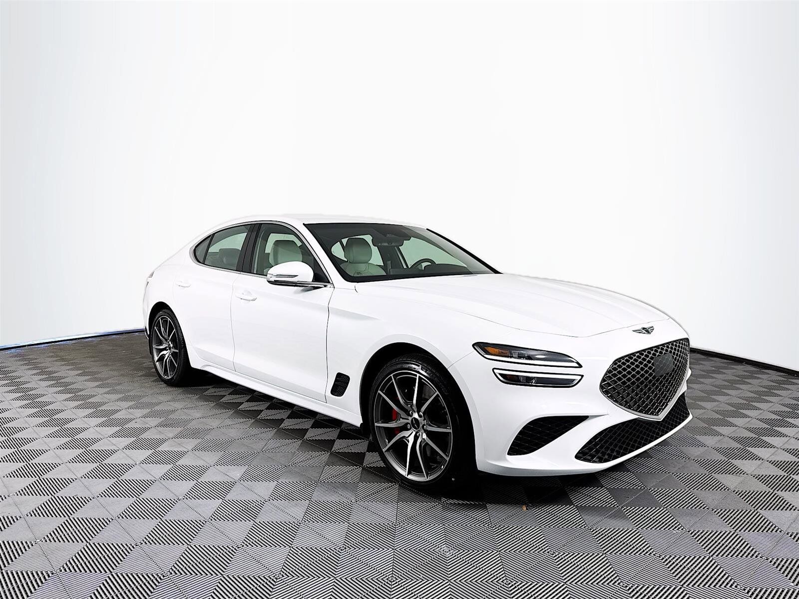 2025 GENESIS G70
