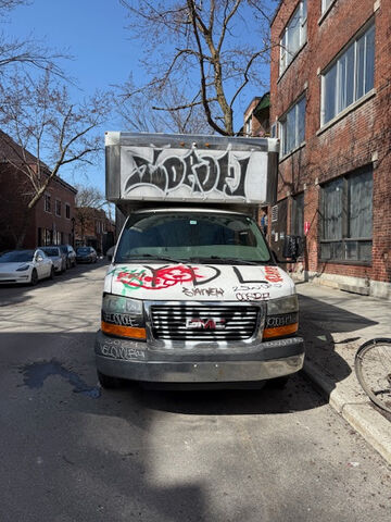 GMC Savana