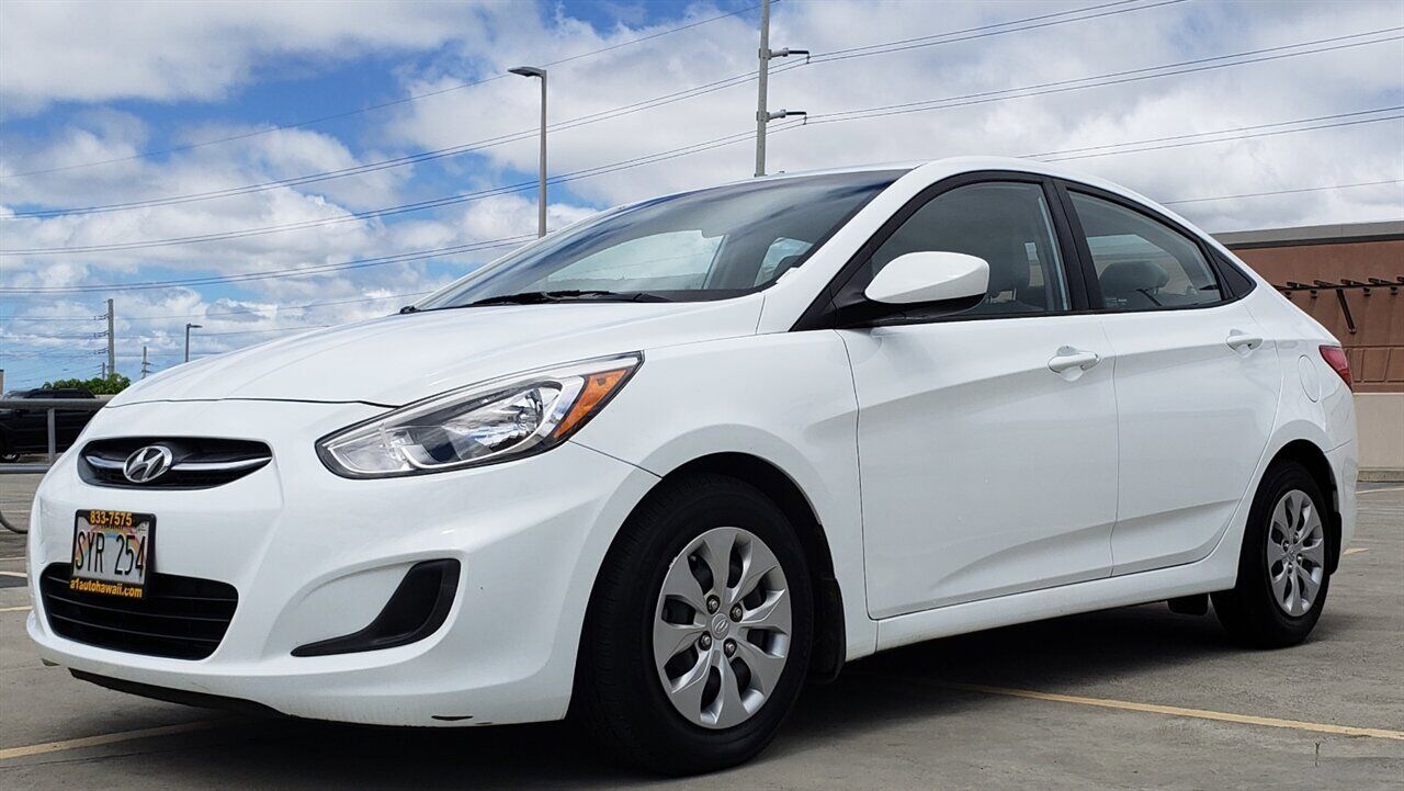 2016 HYUNDAI Accent