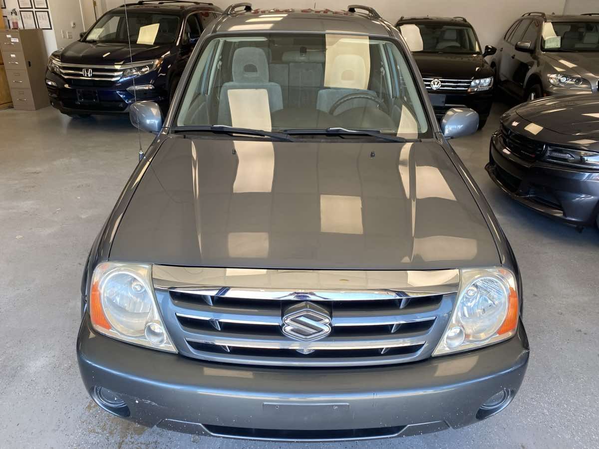 Suzuki XL7