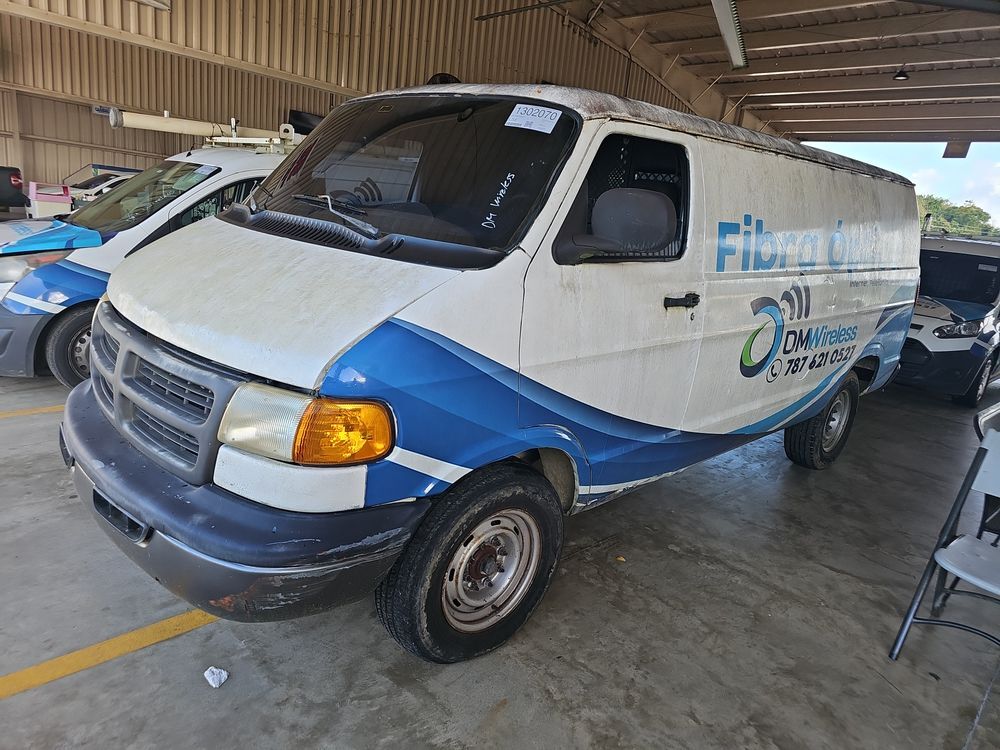 Dodge Ram Van