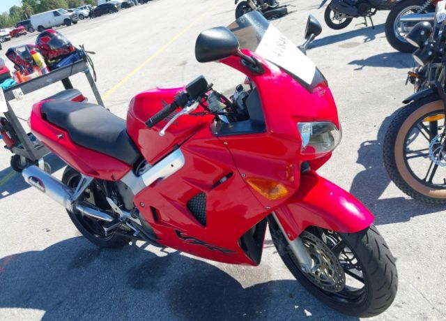 Honda VFR800Fi (INTERCEPTOR)