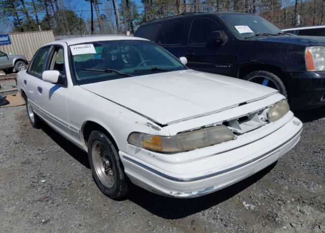 Ford Crown Victoria