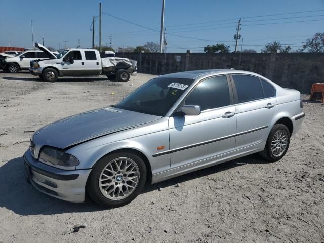 BMW 328i