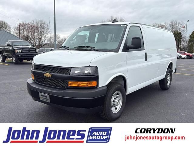 2024 CHEVROLET Express