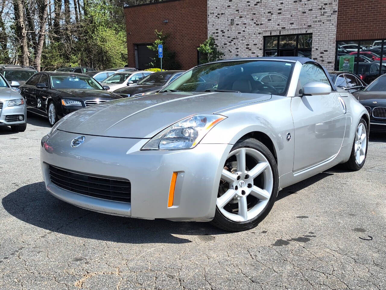 2005 NISSAN 350Z