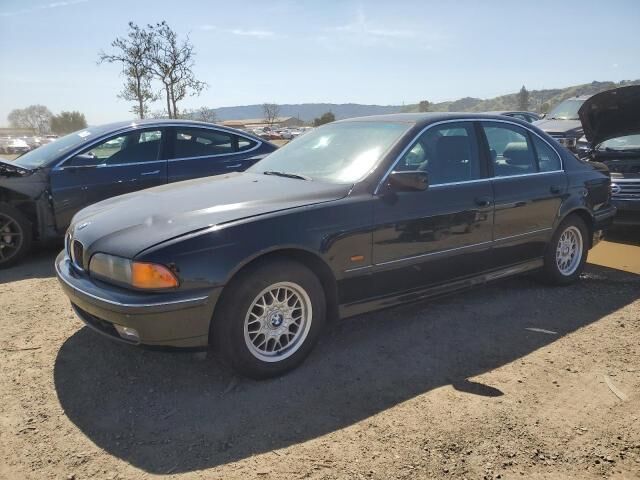 BMW 528i