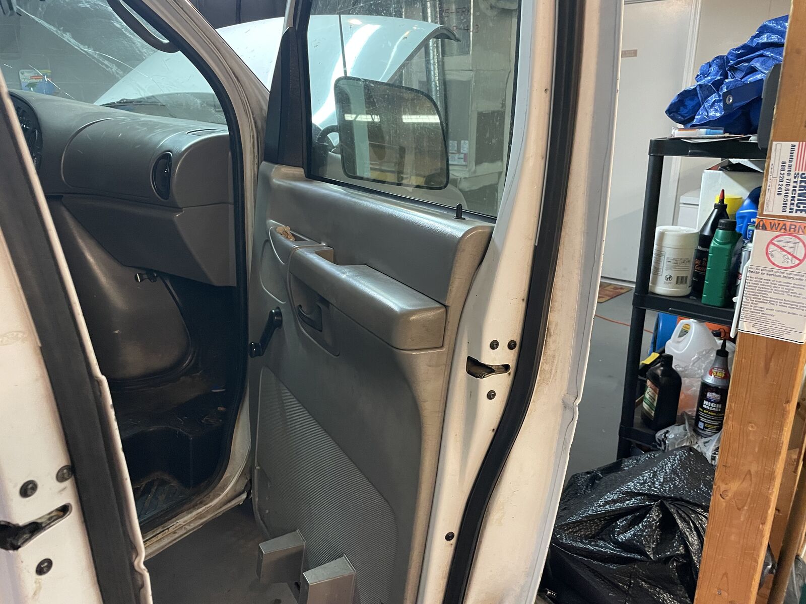 Ford E-250