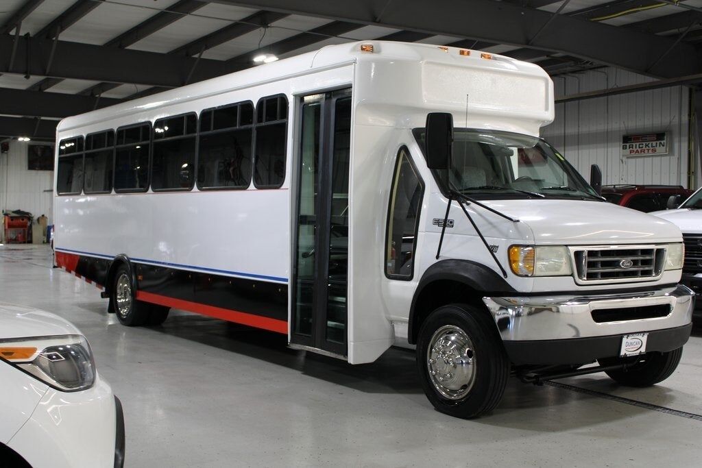 Ford E-550