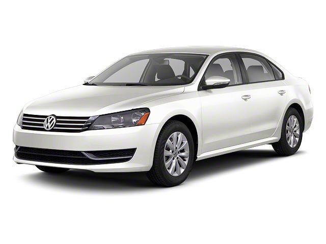 2013 VOLKSWAGEN Passat