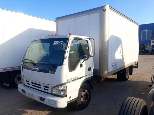 Isuzu NPR