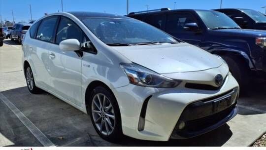 Toyota Prius V