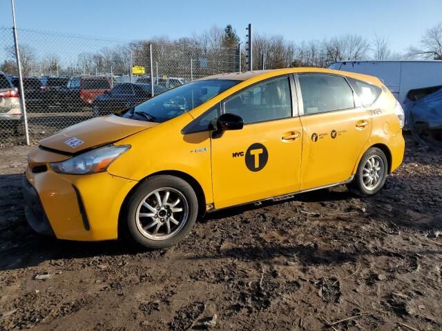 Toyota Prius V