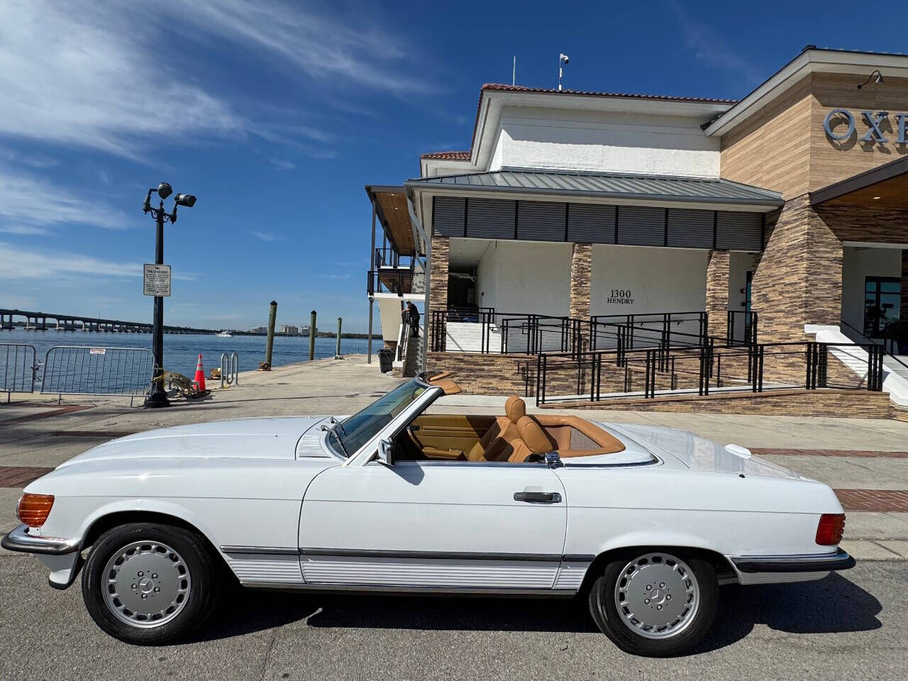 1988 MERCEDES-BENZ 560