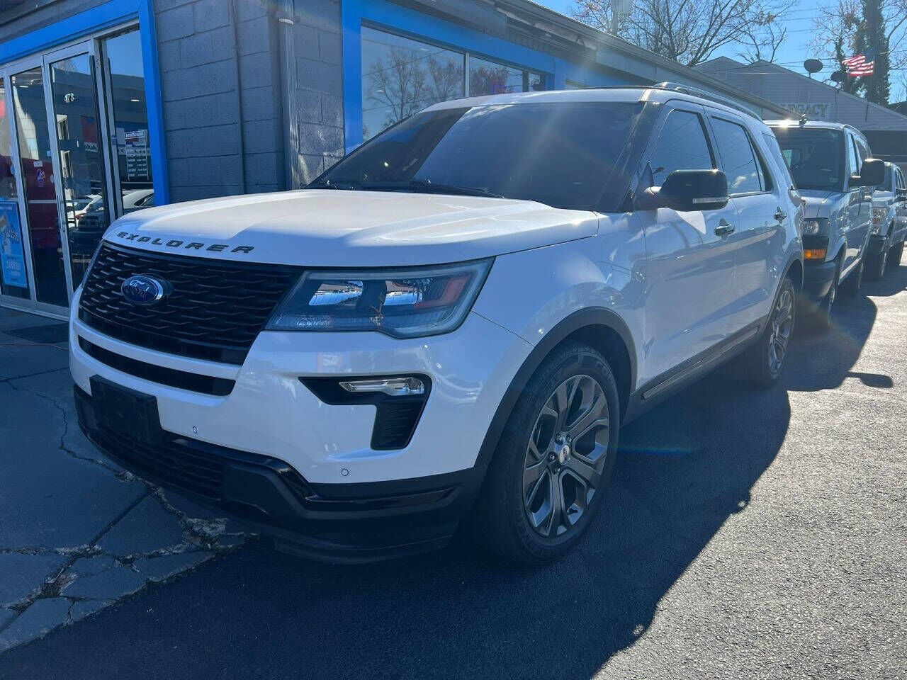 2018 FORD Explorer