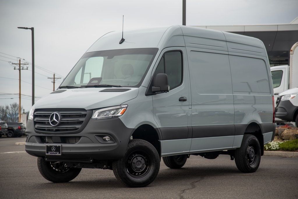 2025 MERCEDES-BENZ Sprinter