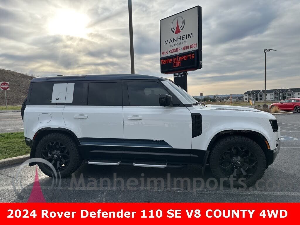 2024 LAND ROVER Defender