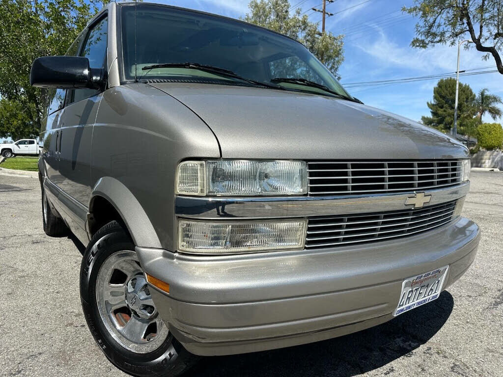 Chevrolet Astro Van