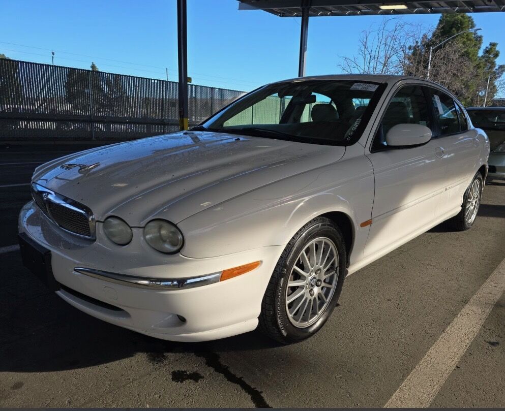 Jaguar X-Type