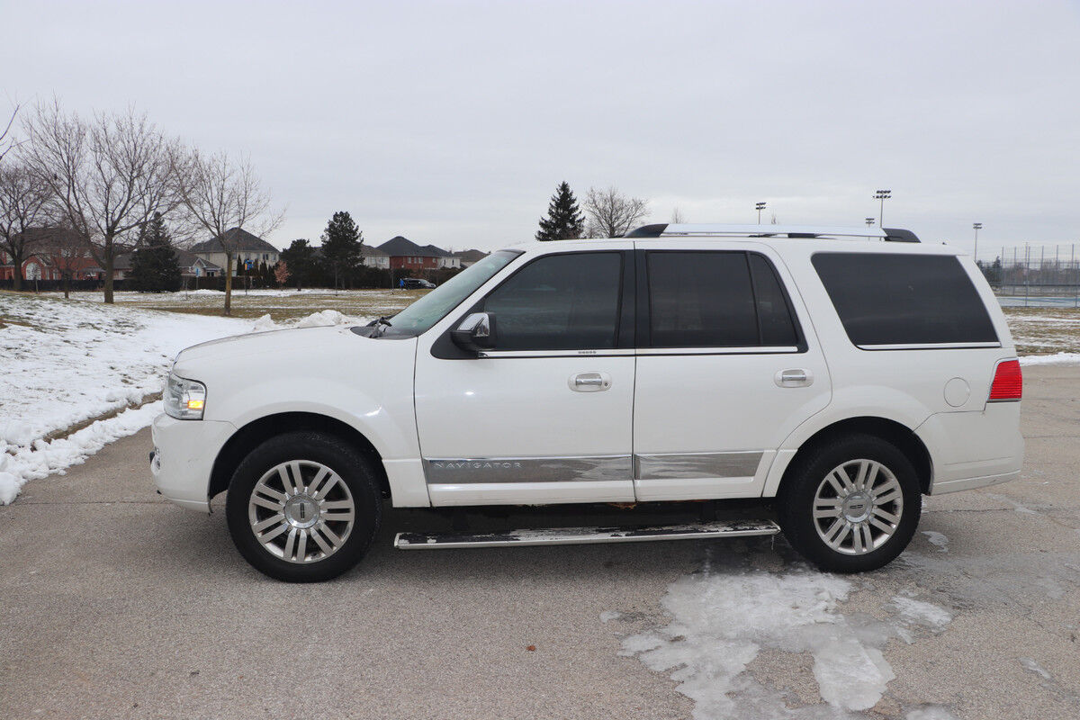 Lincoln Navigator