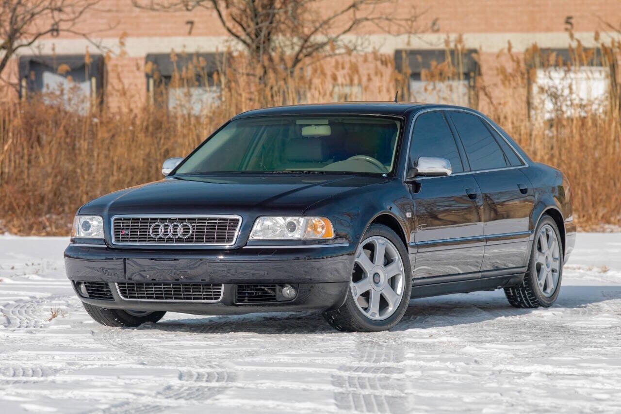 Audi S8