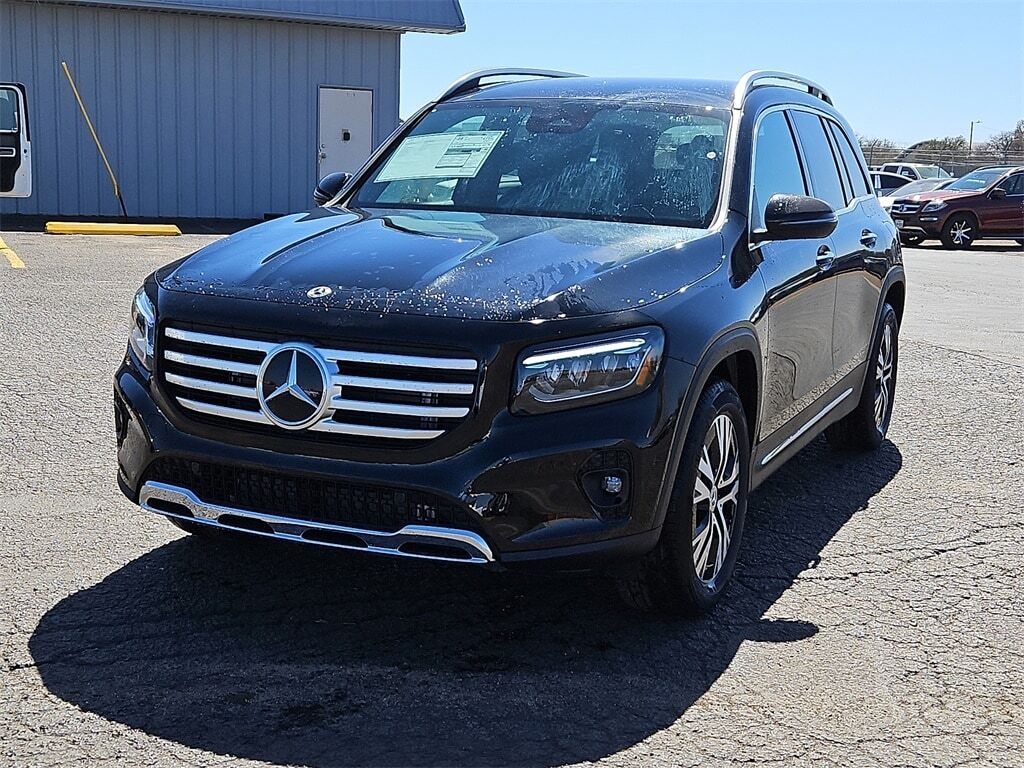 2025 MERCEDES-BENZ GLB-Class
