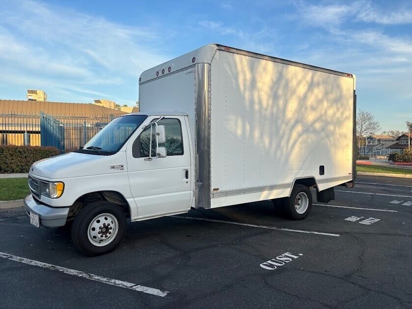 Ford E-350