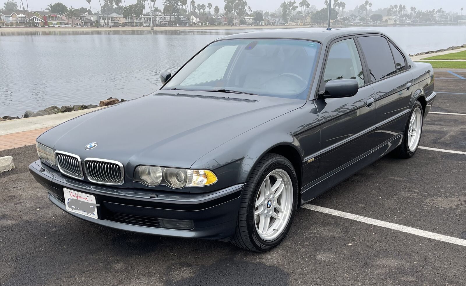 BMW 740iL