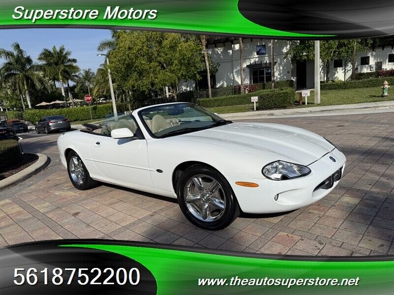Jaguar XK8