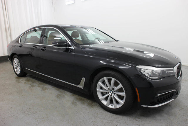 2018 BMW 740i