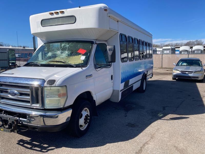 Ford E-450