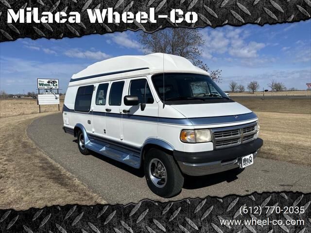 Dodge Ram Van