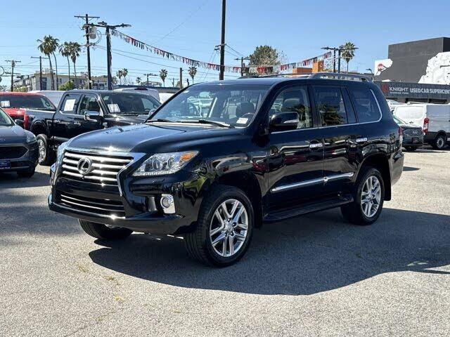 Lexus LX