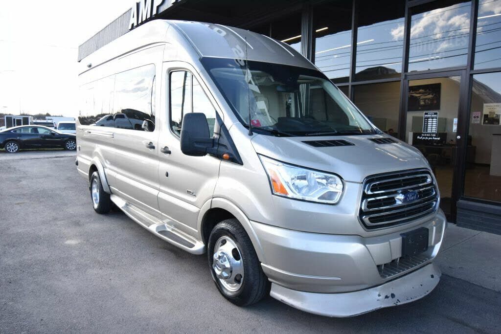 2019 FORD Transit