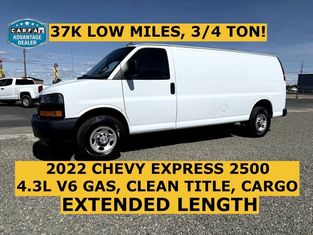 2022 CHEVROLET Express