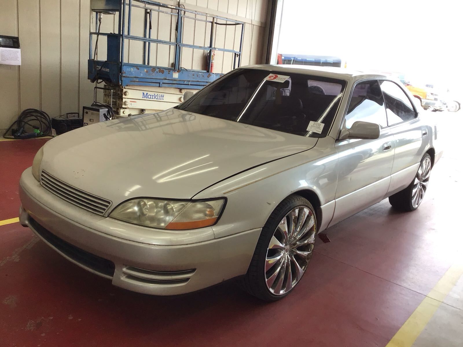 Lexus ES